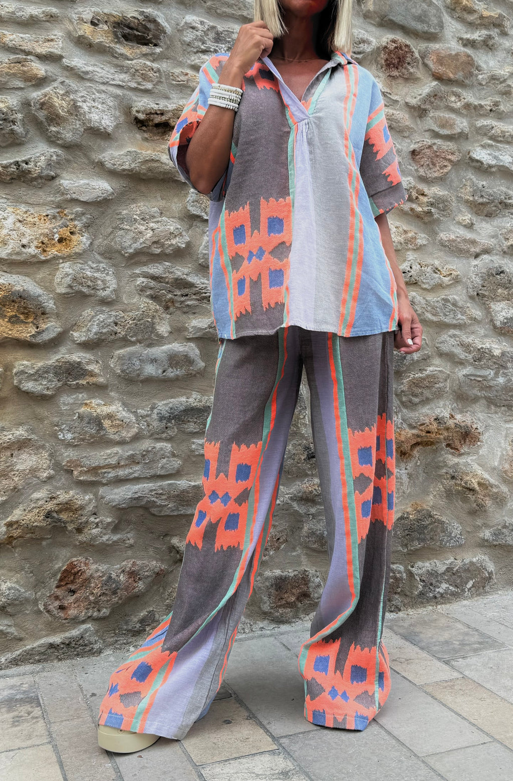 Ensemble Bianca – blouse fluide & pantalon assorti