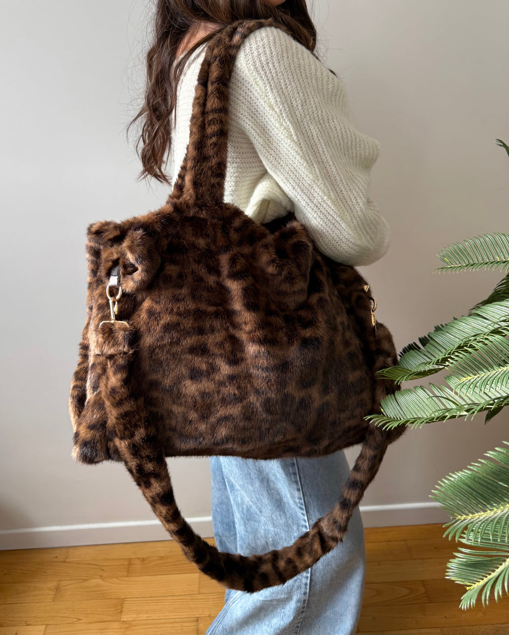 Sac Snowy – Grand sac en fausse fourrure +🎨