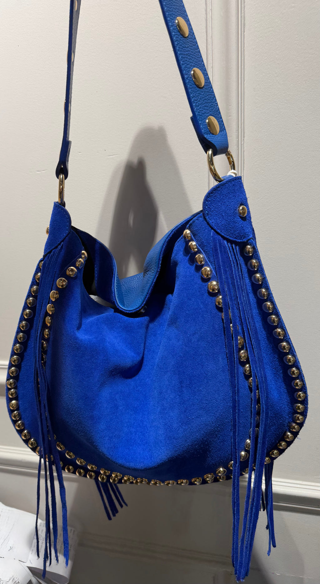 Sac Capri Bleu Électrique – 100 % Cuir Véritable – Franges & Clous Dorés – Fabrication Italienne 🇮🇹