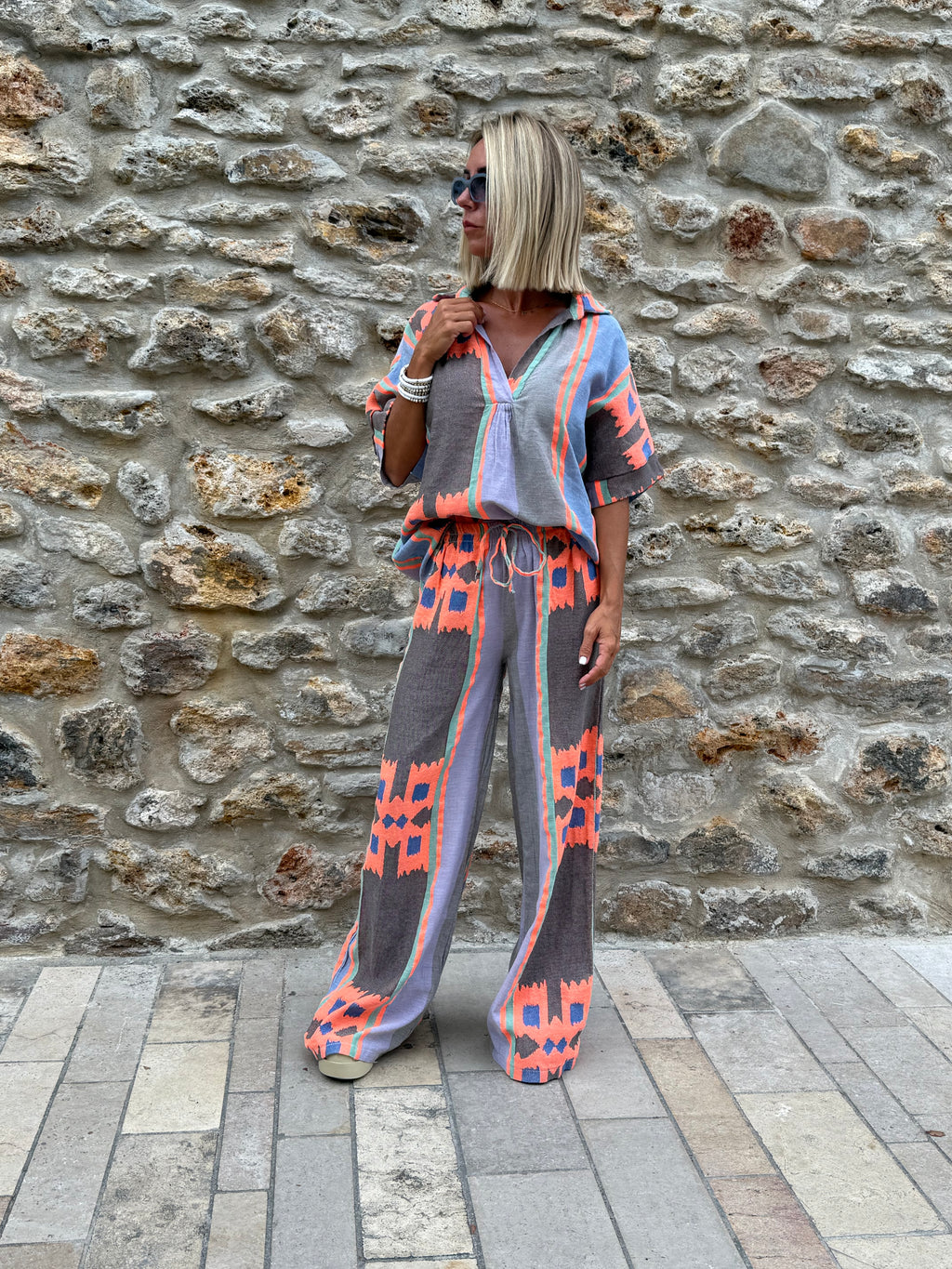 Ensemble Bianca – blouse fluide & pantalon assorti