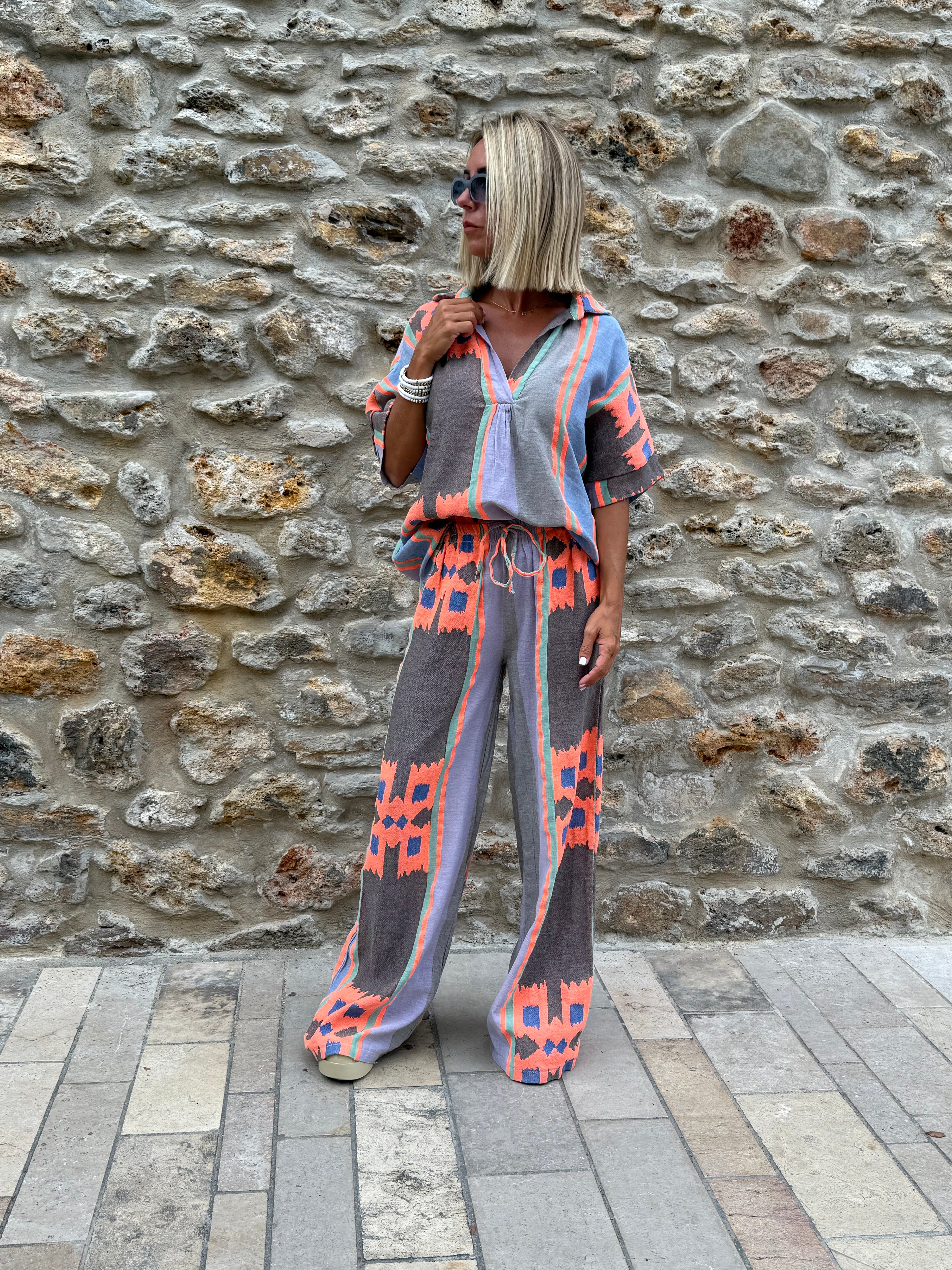 Ensemble Bianca – blouse fluide & pantalon assorti
